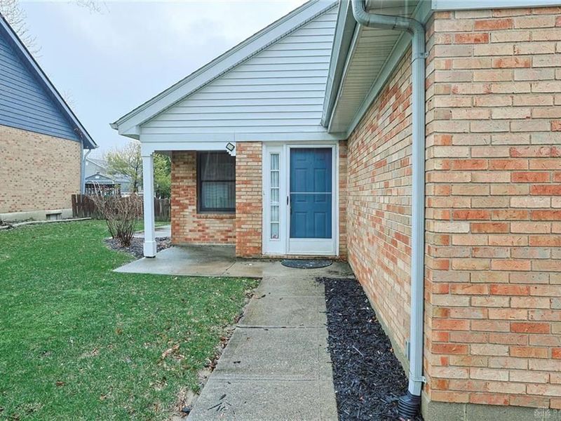 4822 Shannon Way, Middletown, OH 45042 Photo 3