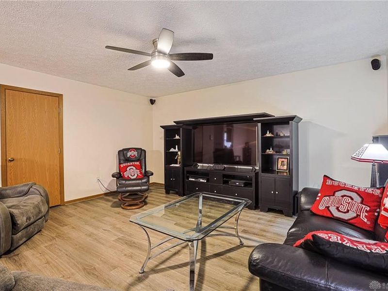 4822 Shannon Way, Middletown, OH 45042 Photo 5