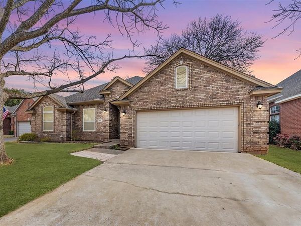 409 Dorcas Lane, Arlington, TX 76013