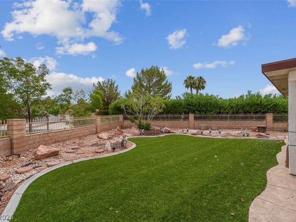 5204 Rim View Lane , Las Vegas, NV 89130