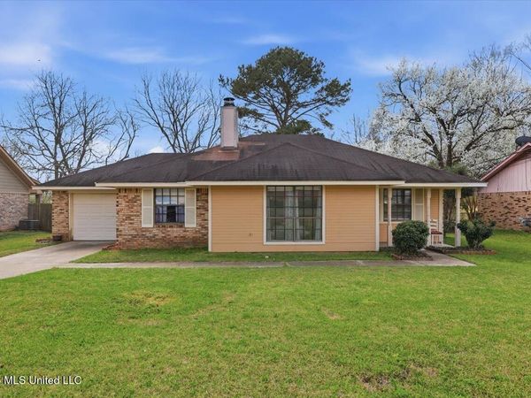 4615 Wyndallwood Drive, Jackson, MS 39212