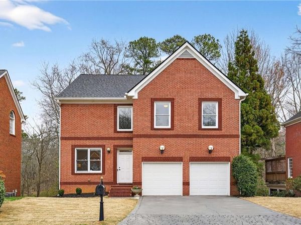 1926 Regency Cove Court, Atlanta, GA 30341