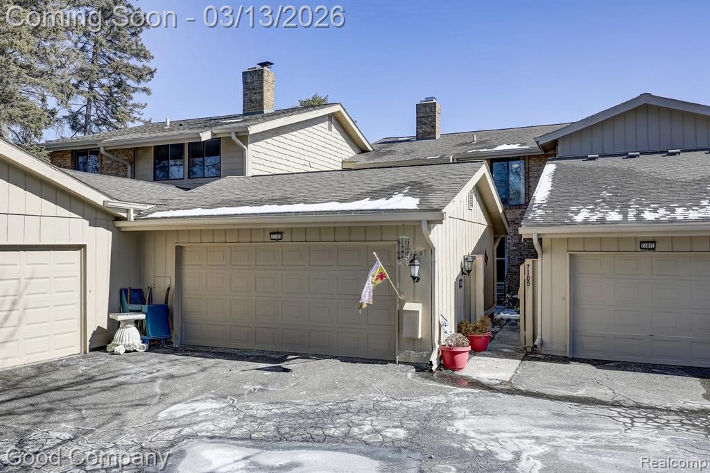 7105 Pebble Park Drive, West Bloomfield Township, MI 48322 Main Photo