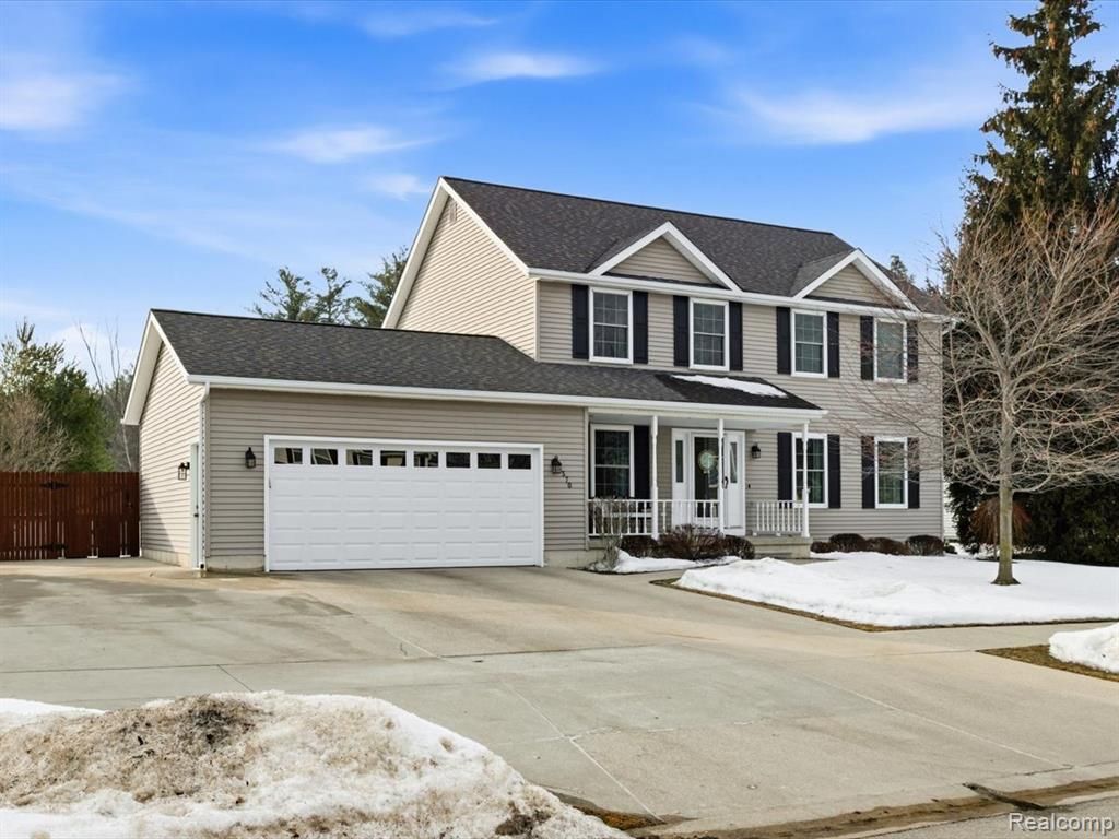 370 Independence Avenue, Marysville, MI 48040 Main Photo