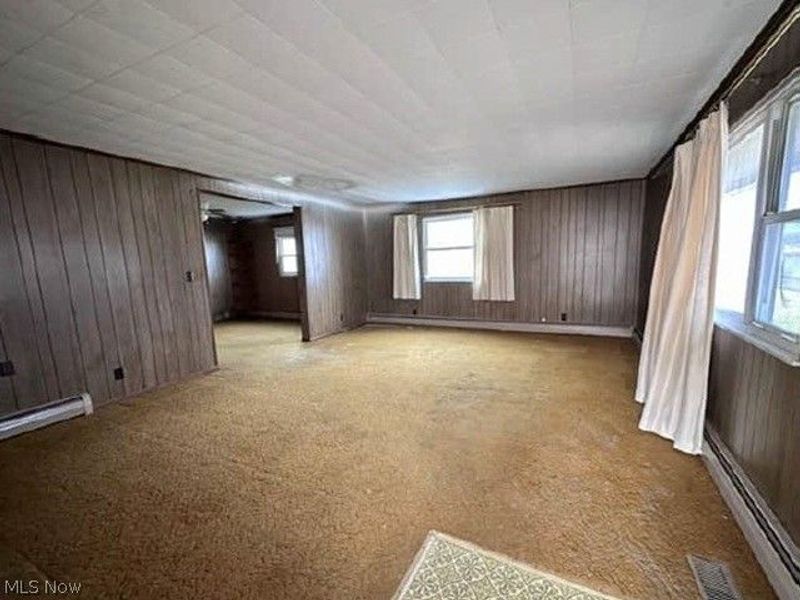 453 S Front Avenue, Middleport, OH 45760 Photo 4