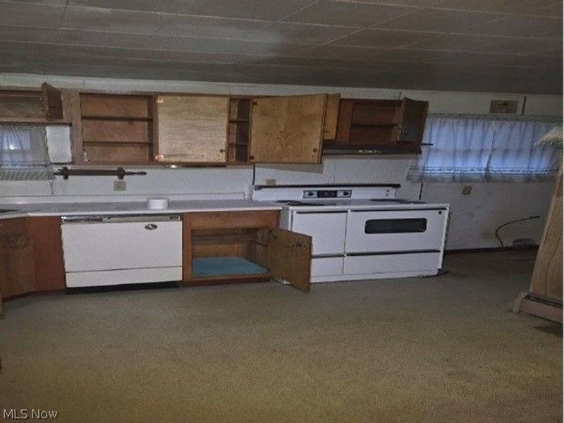 453 S Front Avenue, Middleport, OH 45760 Photo 5