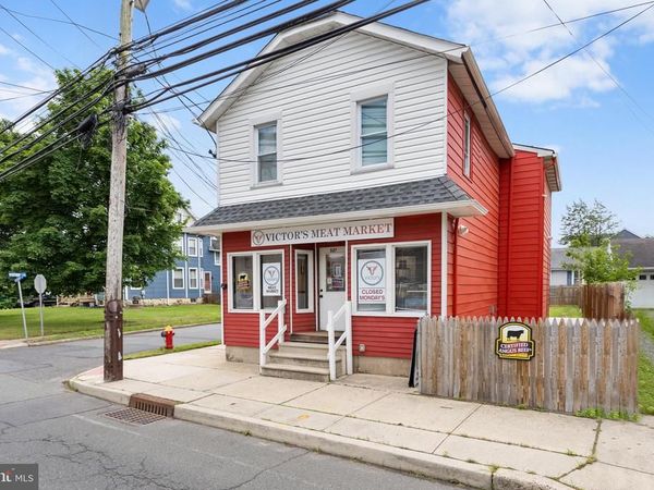 527 KLOCKNER ROAD, TRENTON, NJ 08619