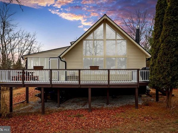 1208 WINTERCAMP TRAIL, HEDGESVILLE, WV 25427