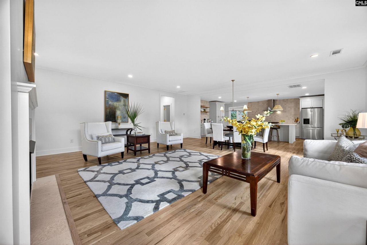 815 Rickenbaker Road Photo 17