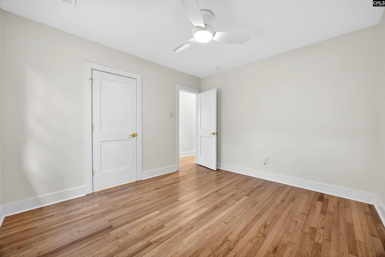 815 Rickenbaker Road Photo 30