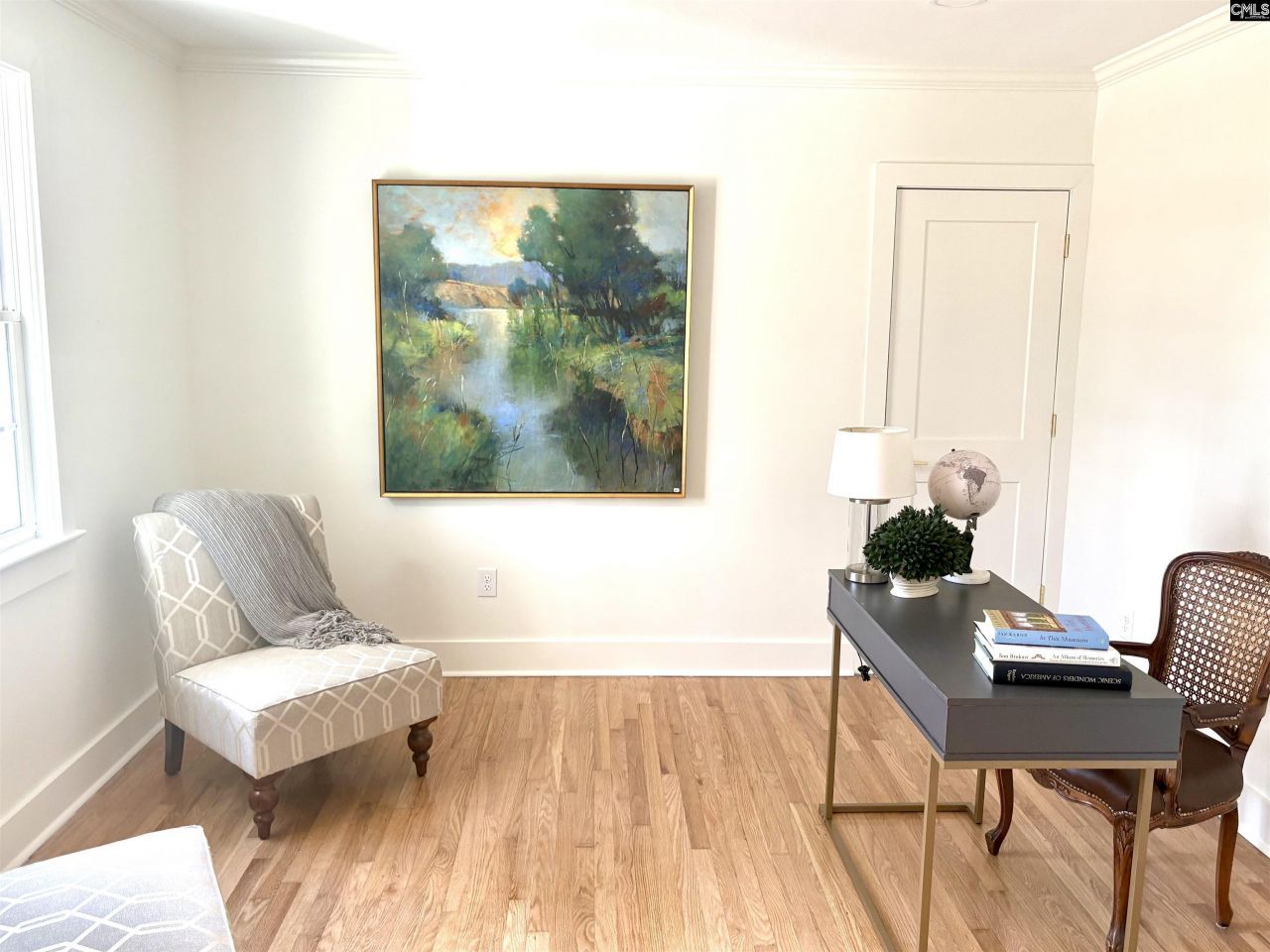 815 Rickenbaker Road Photo 8