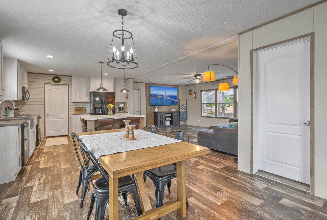 964 Tiger Loop Photo 11