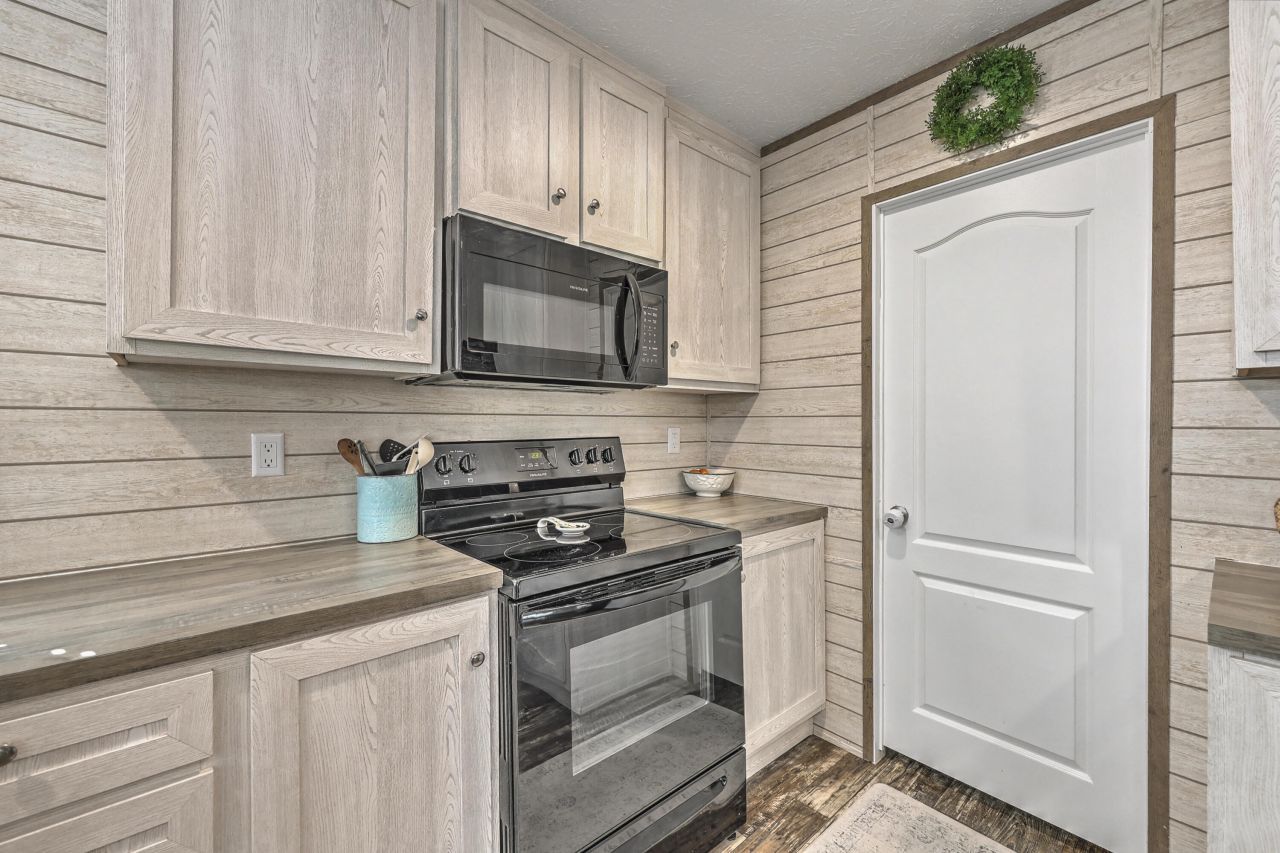 964 Tiger Loop Photo 14