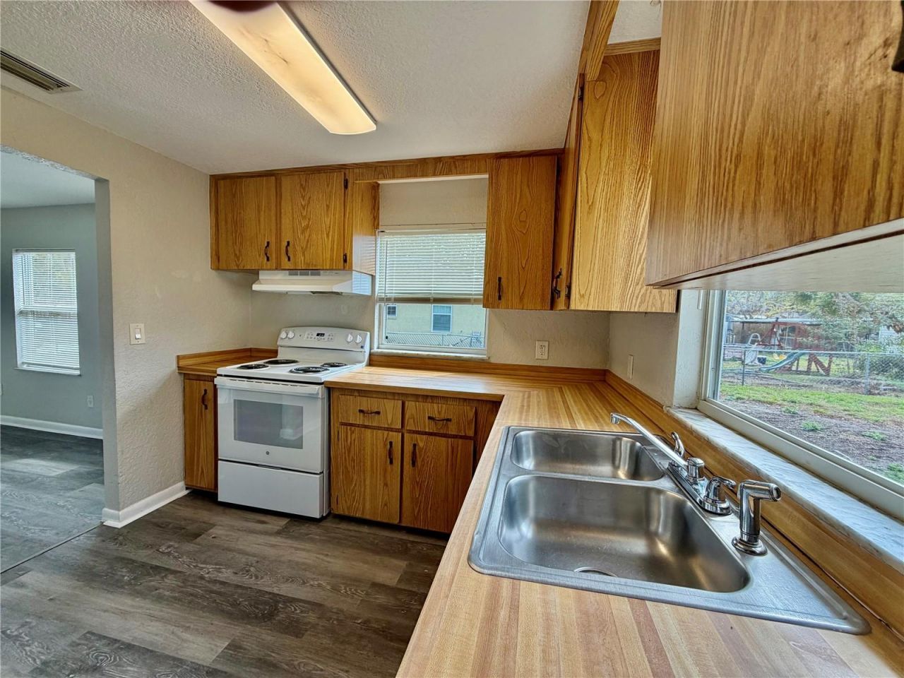 111 James Street, Auburndale, FL 33823 Photo