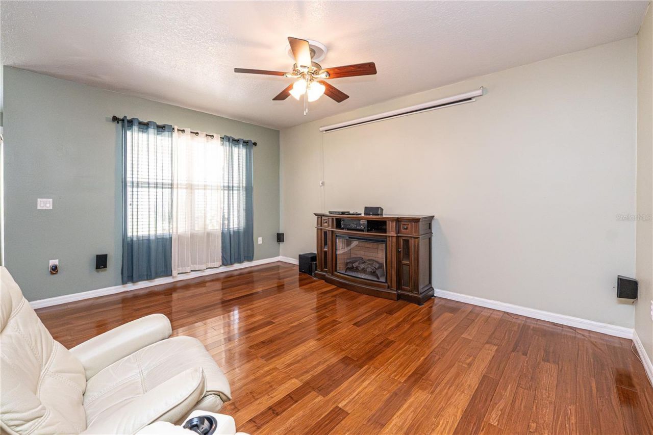 260 Sunny Day Way , Davenport, FL 33897 Photo