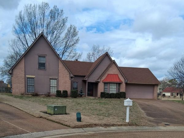 6830 CLEARWATER CV, Memphis, TN 38141