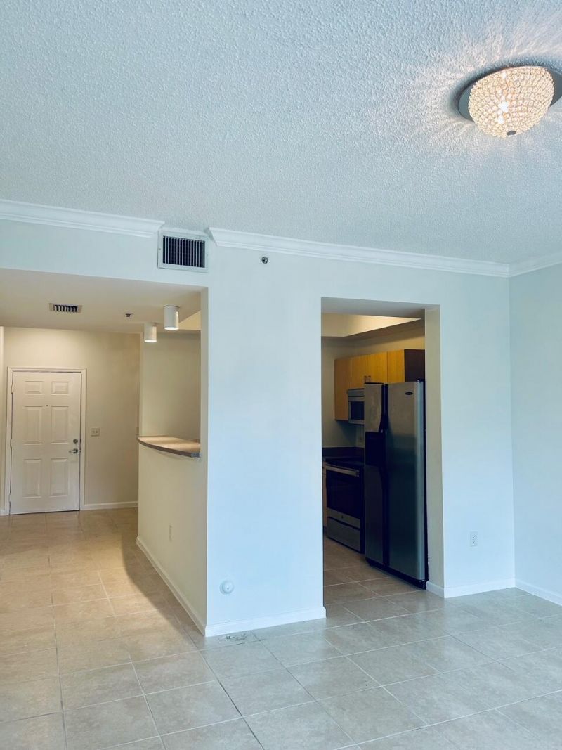 533 NE 3rd Avenue, Unit 204, Fort Lauderdale, FL 33301 Photo