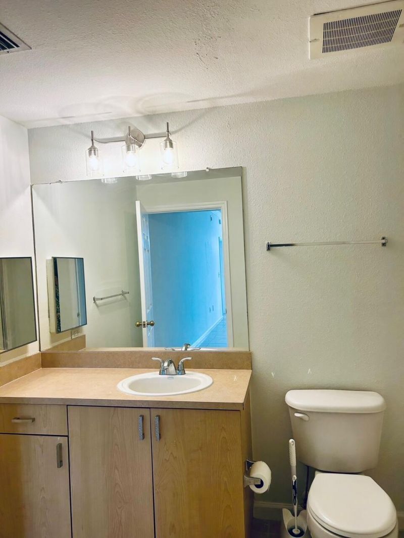 533 NE 3rd Avenue, Unit 204, Fort Lauderdale, FL 33301 Photo