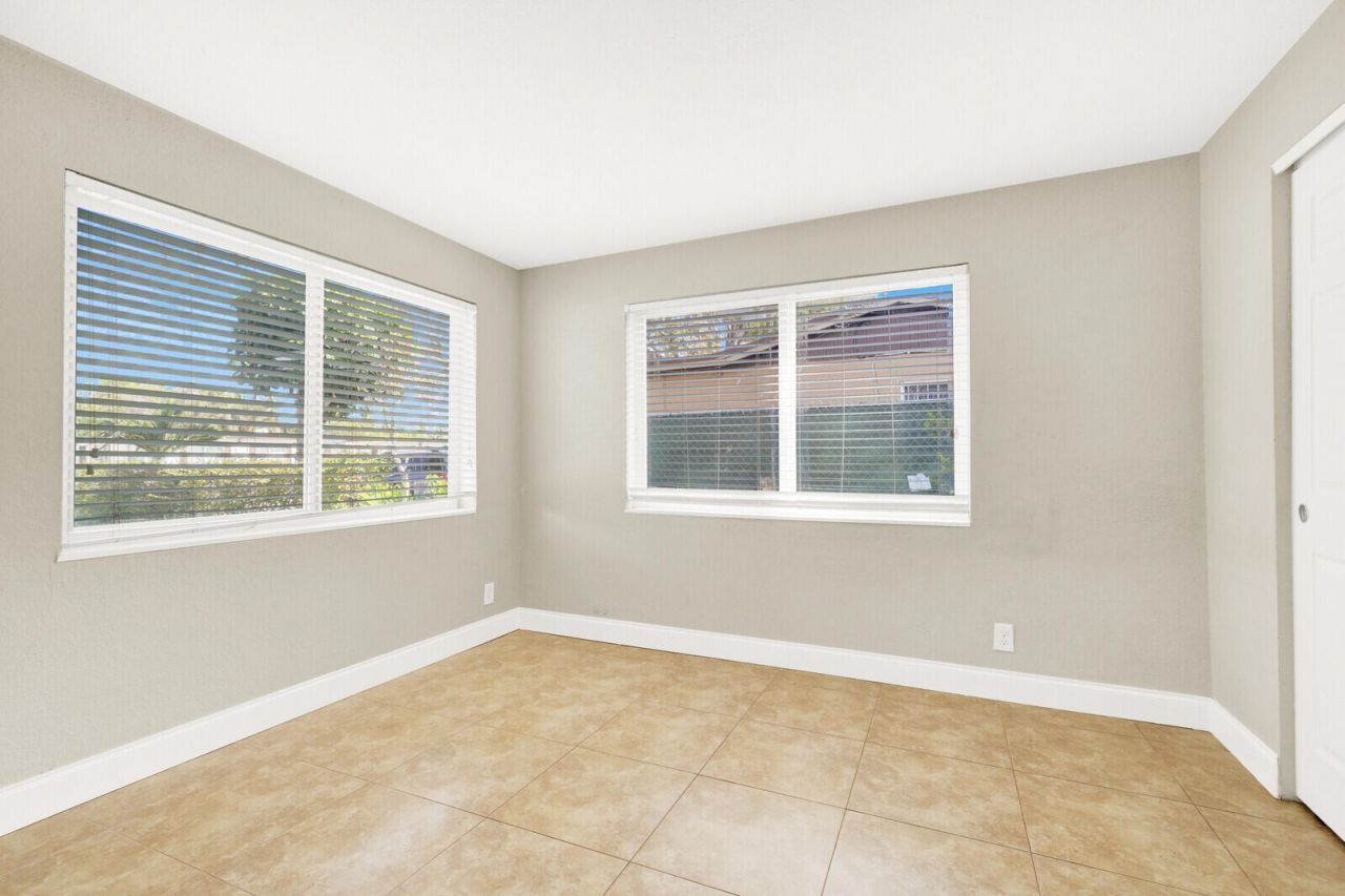 64 NE 7th Court, Deerfield Beach, FL 33441 Photo