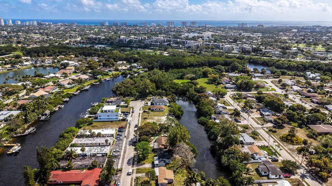 64 NE 7th Court, Deerfield Beach, FL 33441 Photo