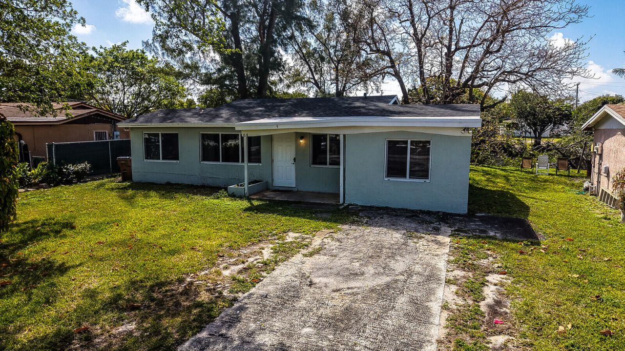 64 NE 7th Court, Deerfield Beach, FL 33441 Photo