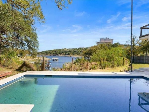 20204 Barnett Glenn RD, Spicewood, TX 78669