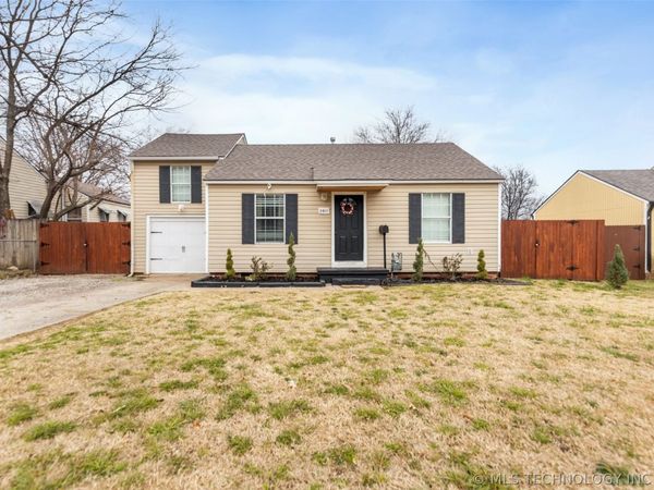 5911 E Reading Street , Tulsa, OK 74115