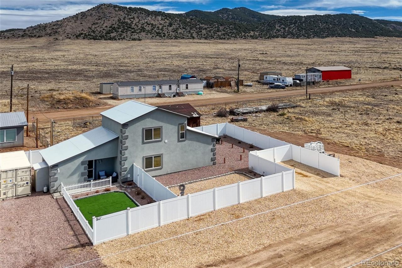 74 James Avenue, Westcliffe, CO 81252 Main Photo