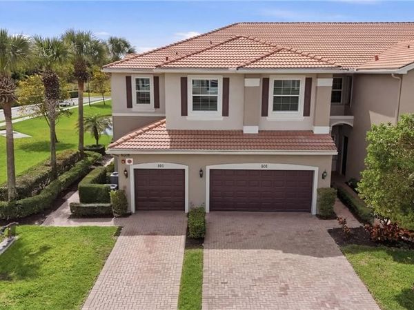 6525 Monterey PT, Unit 101, NAPLES, FL 34105