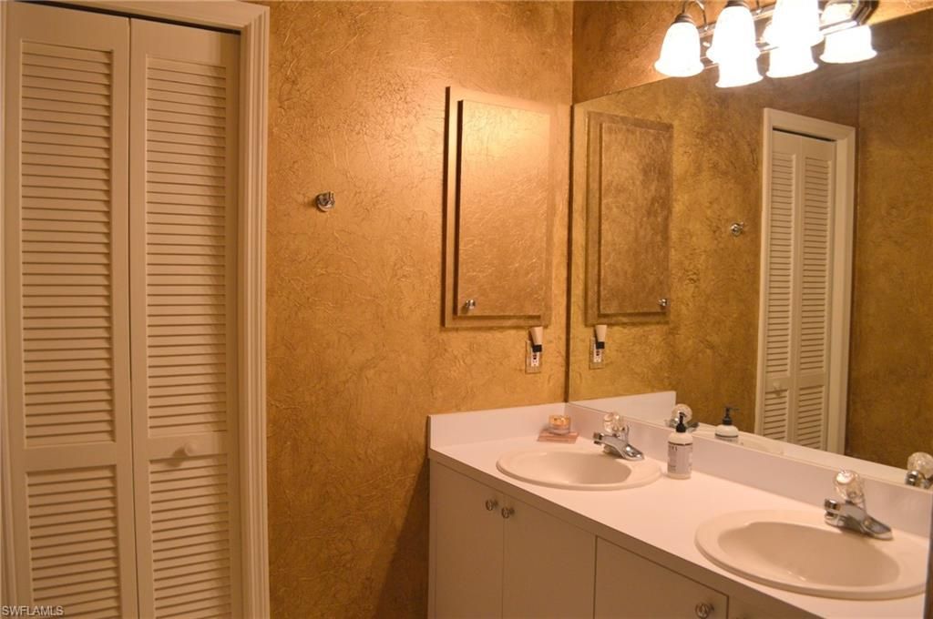 8055 Tiger Cv, Unit 6-606, Naples, FL 34113 Photo