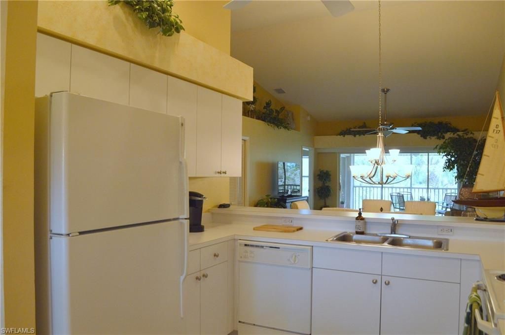 8055 Tiger Cv, Unit 6-606, Naples, FL 34113 Photo