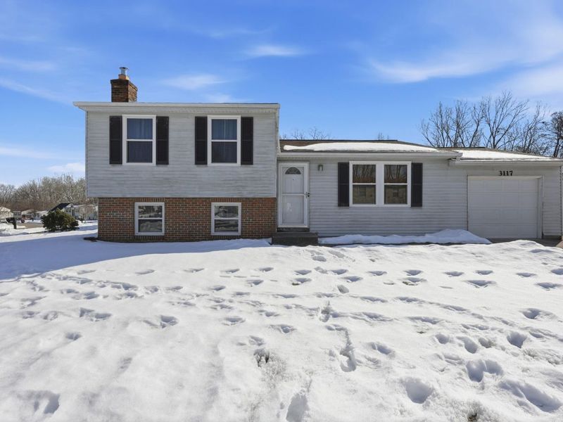 3117 Conneaut Court , Columbus, OH 43224 Photo 2