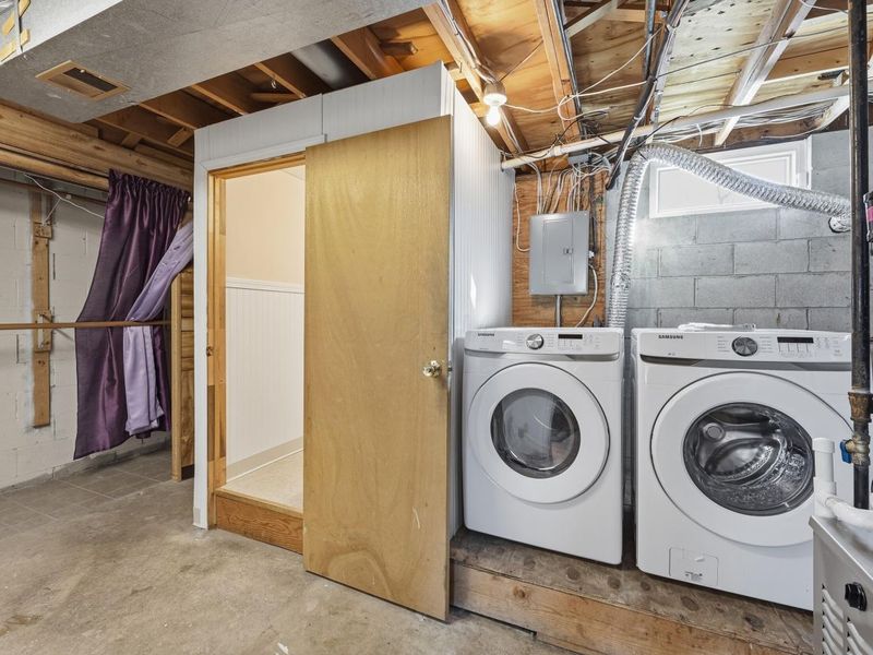 3117 Conneaut Court , Columbus, OH 43224 Photo 21