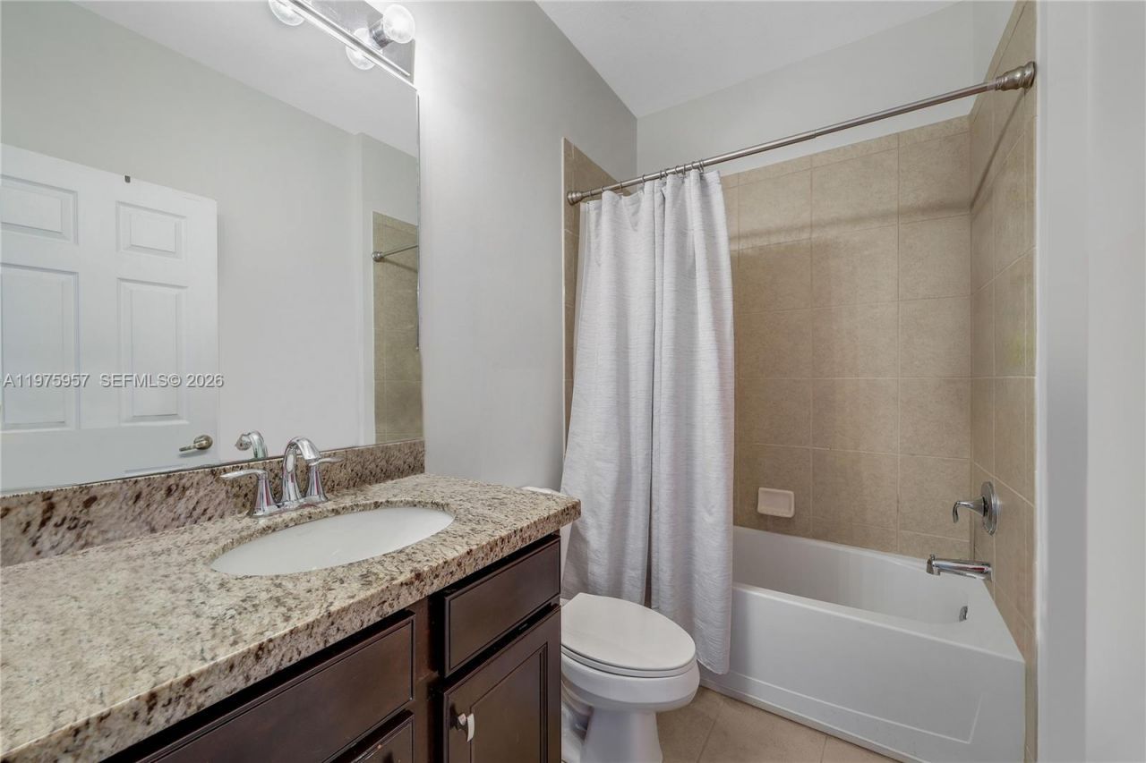 14776 SW 10th St, Unit 10501, Pembroke Pines, FL 33027 Photo