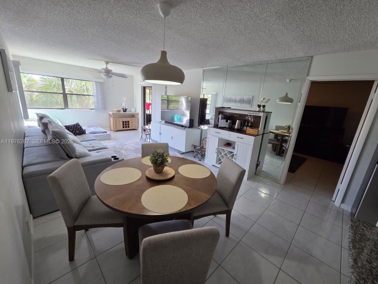 220 Lakeview Dr , Unit 312, Weston, FL 33326 Photo