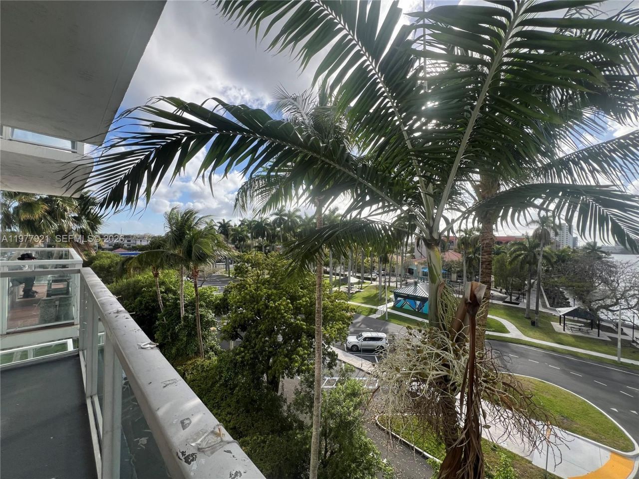 5099 NW 7th St, Unit 505, Miami, FL 33126 Photo