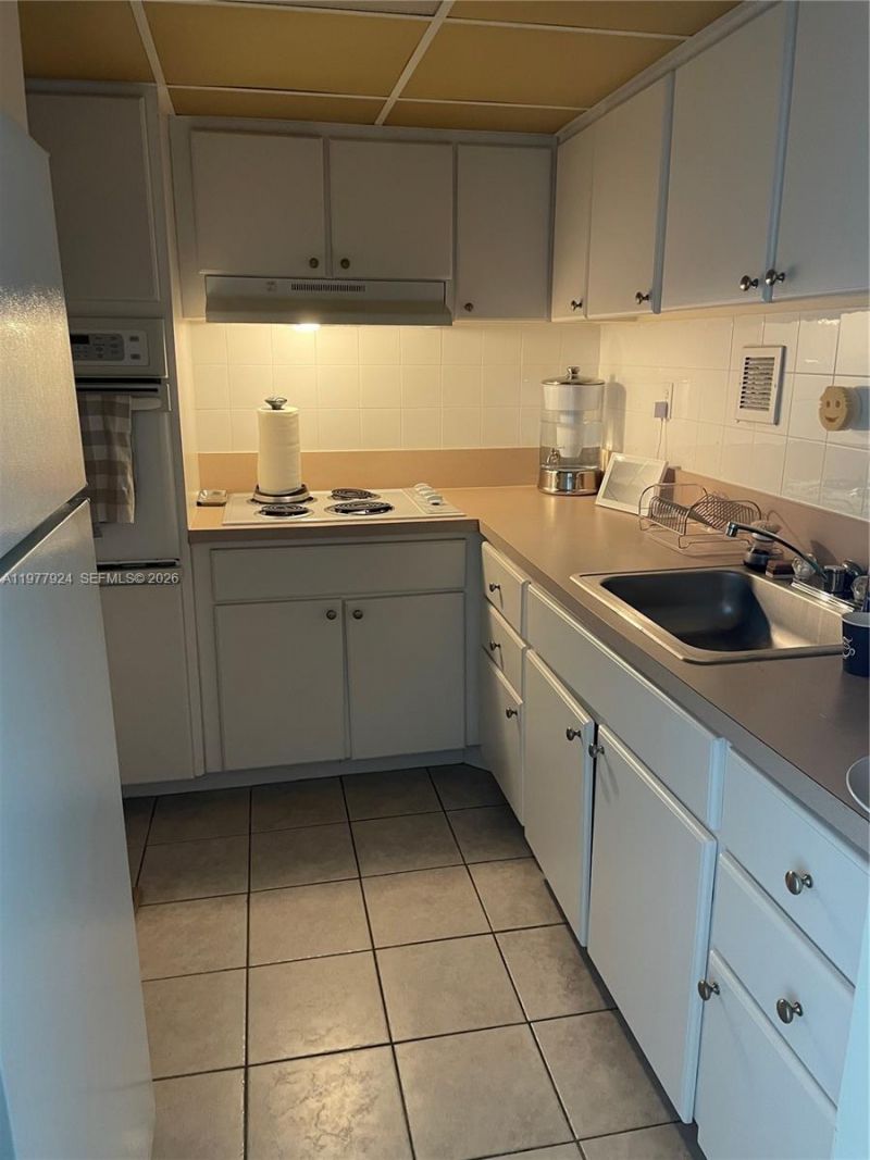 1200 West Ave, Unit 1403, Miami Beach, FL 33139 Photo