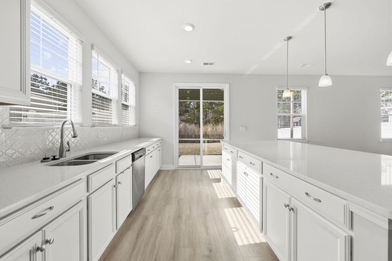 363 Calhoun Falls Dr. Photo 11