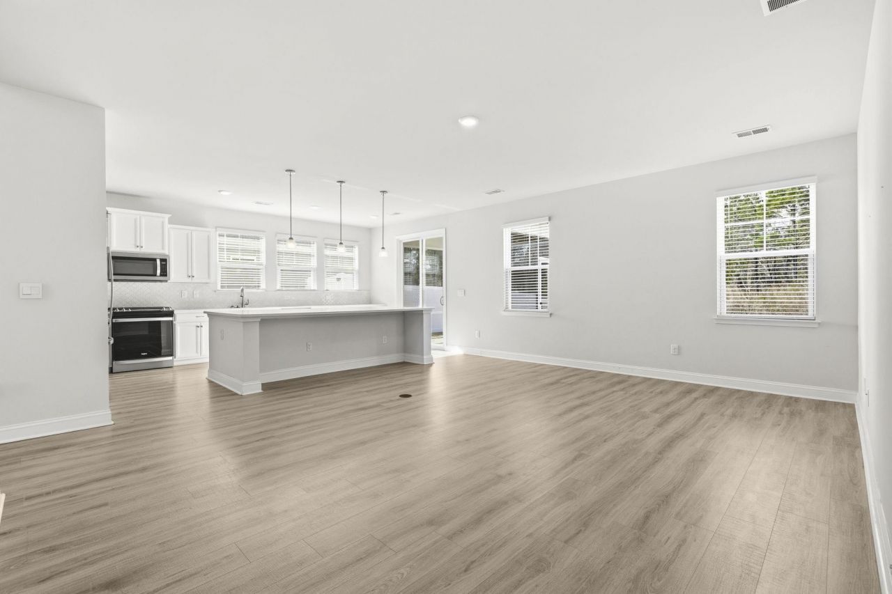 363 Calhoun Falls Dr. Photo 22