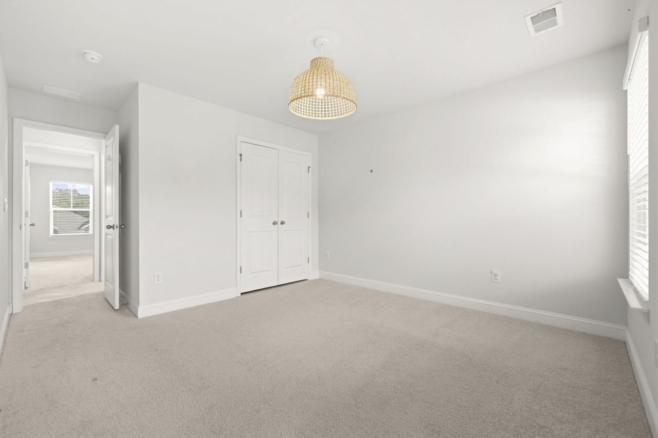 363 Calhoun Falls Dr. Photo 32