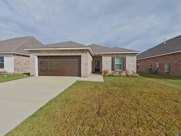 210 Peppercorn Way, Lafayette, LA 70507