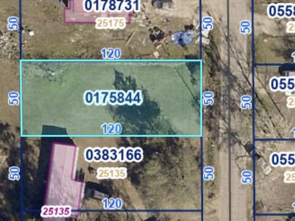 25163 West St, Springfield, LA 70462