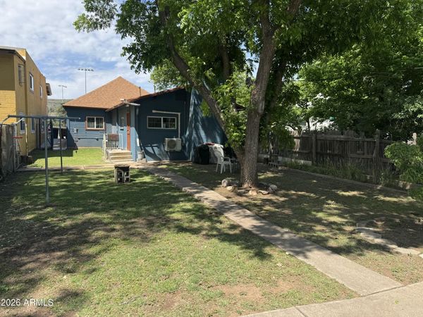 40 Cochise Row, Bisbee, AZ 85603