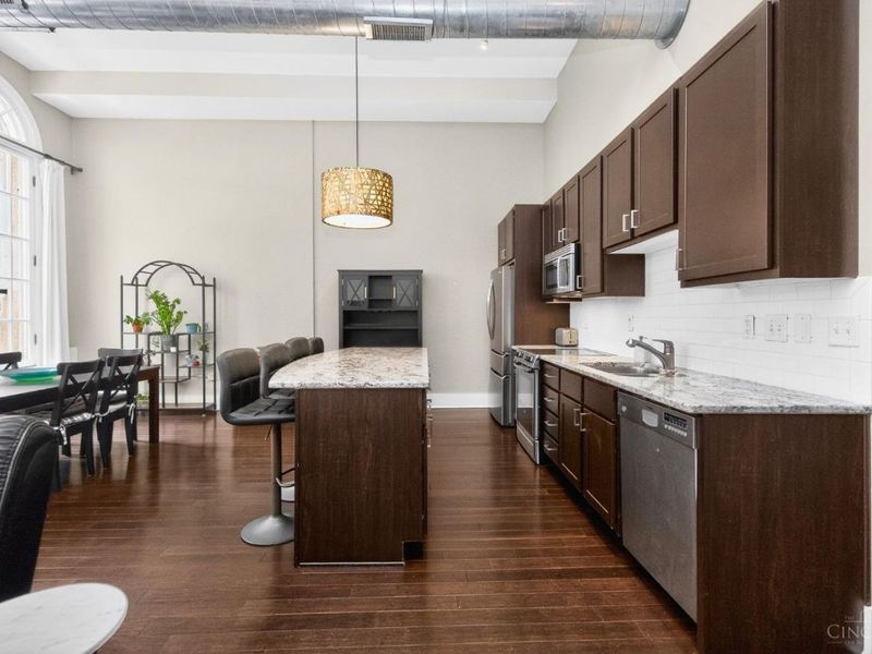 417 Vine Street, Unit 201, Cincinnati, OH 45202 Photo 19