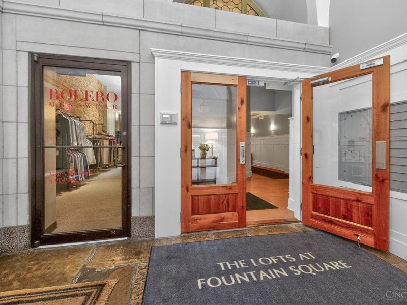 417 Vine Street, Unit 201, Cincinnati, OH 45202 Photo 26