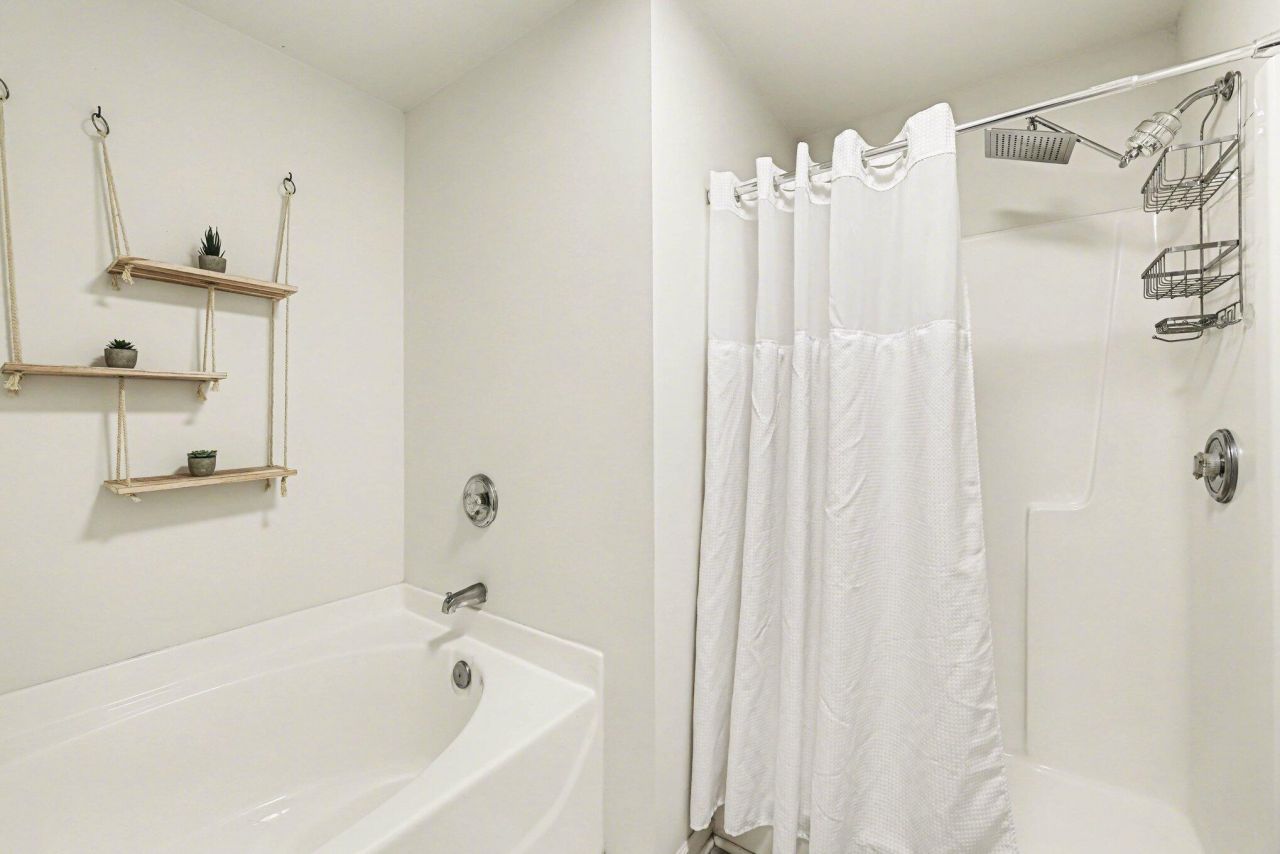 8045 Vermont Road Photo 18