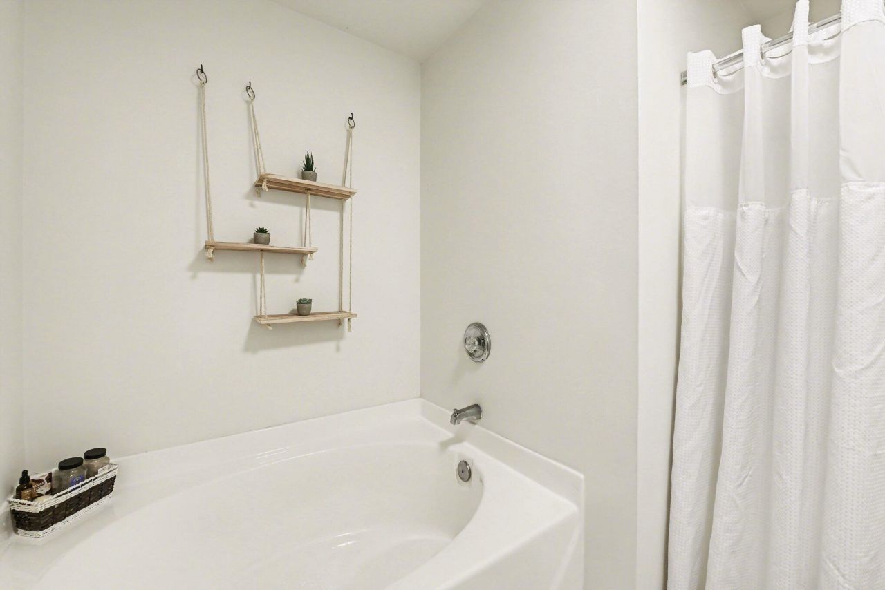 8045 Vermont Road Photo 19