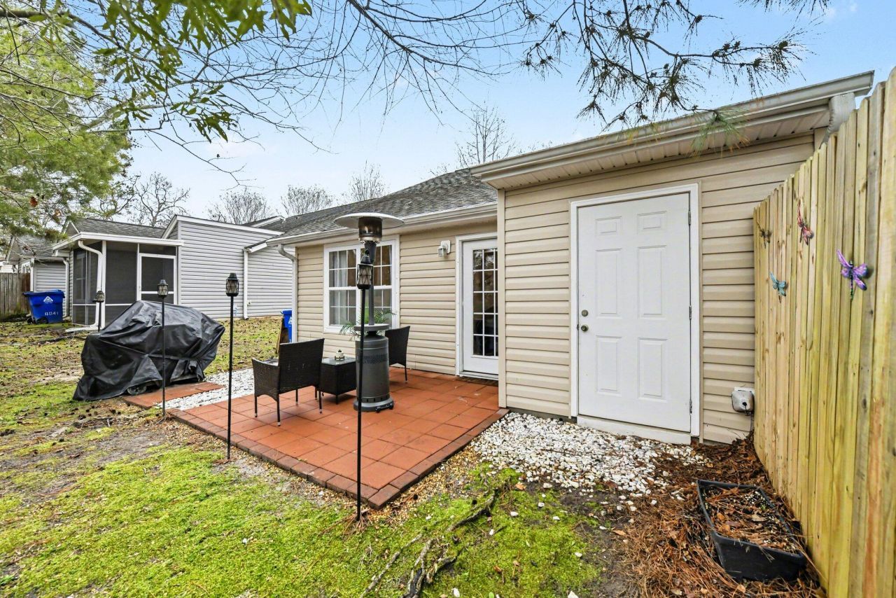 8045 Vermont Road Photo 24