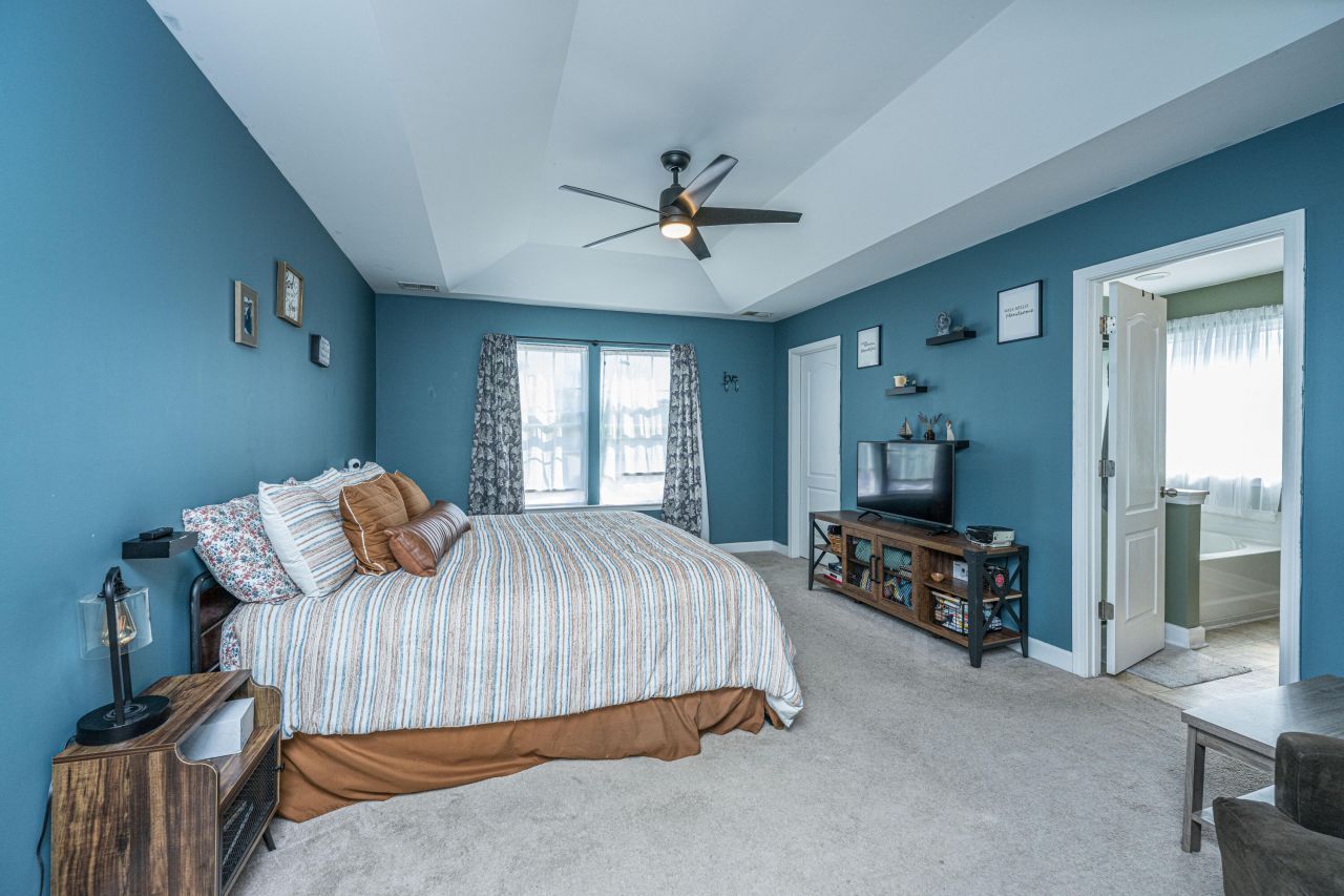 3033 Adventure Way Photo 19