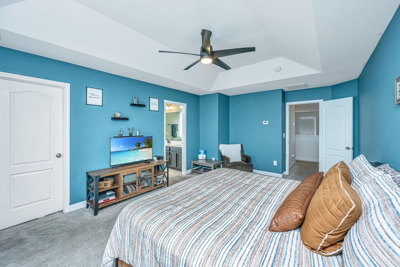 3033 Adventure Way Photo 21